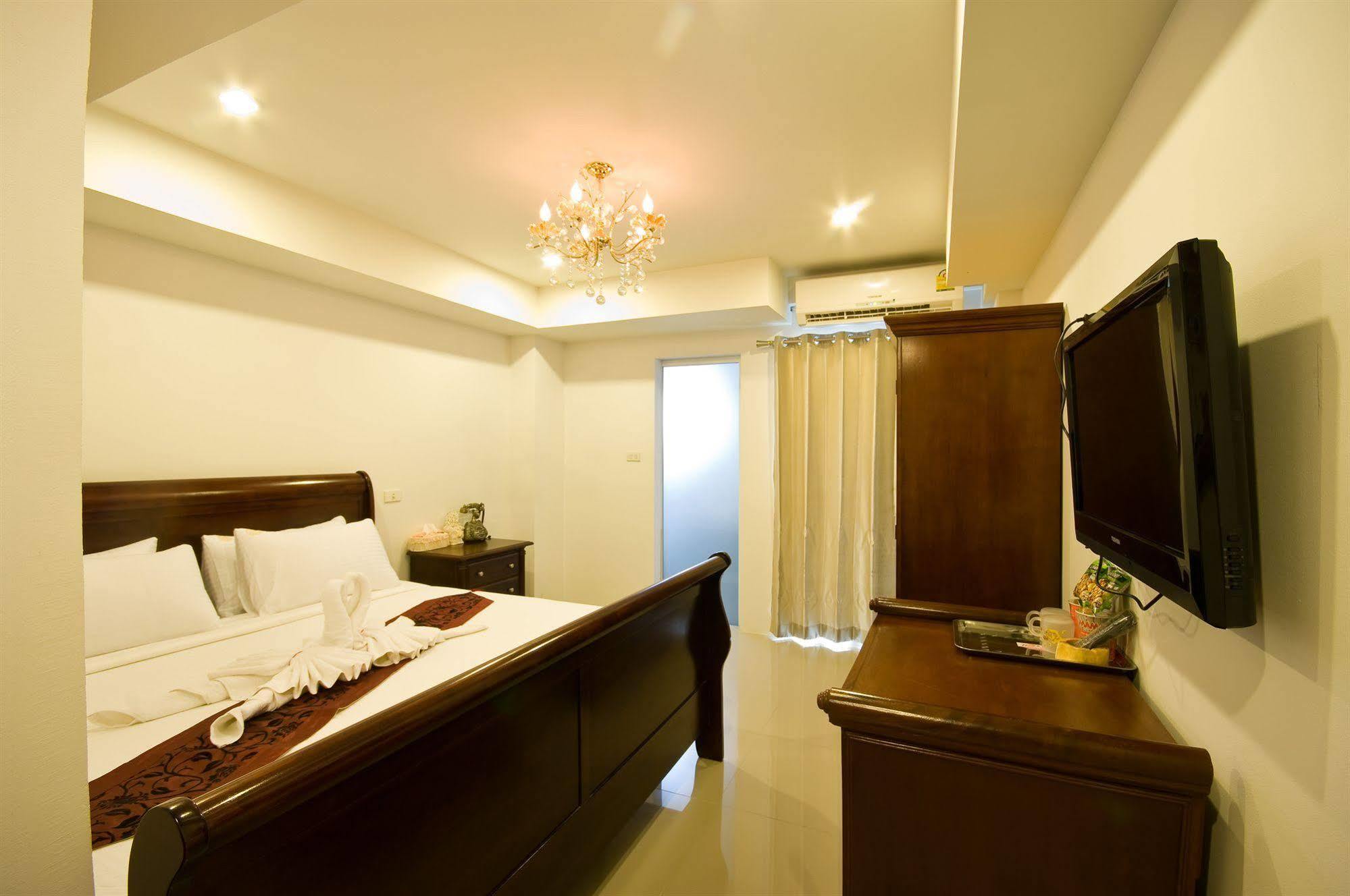 בנגקוק Richly Villa מראה חיצוני תמונה