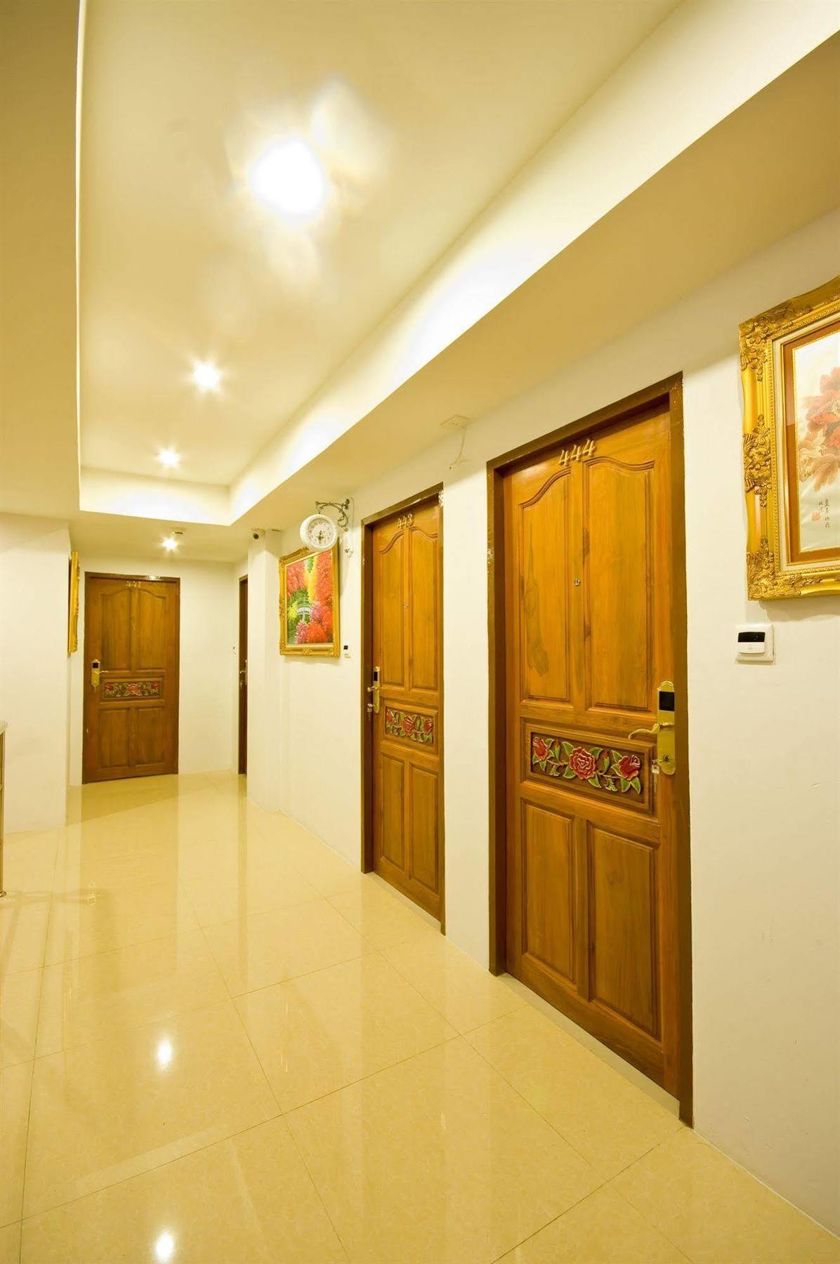 בנגקוק Richly Villa מראה חיצוני תמונה